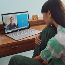 Hp 17-Cn3135Nw Core 5 120U 17,3"fhd Ag Ips 250Nits 16Gb Ddr4 Ssd512 Irisxe Cam720P Win11 2Y Natural Silver